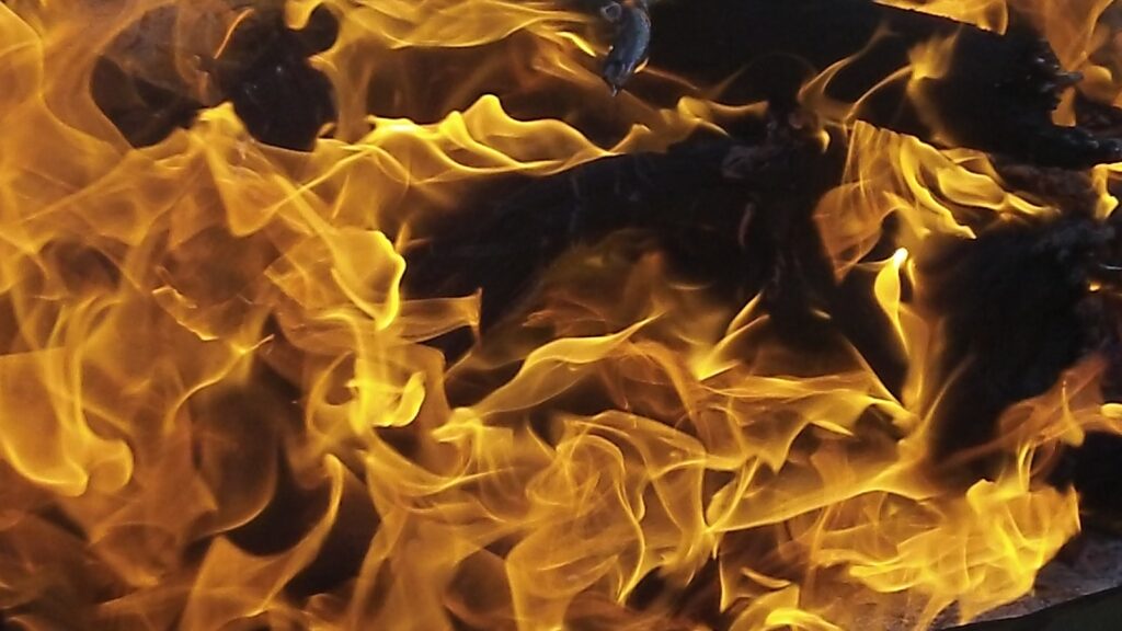 كيف تعرف الذهب الحقيقي بالنار